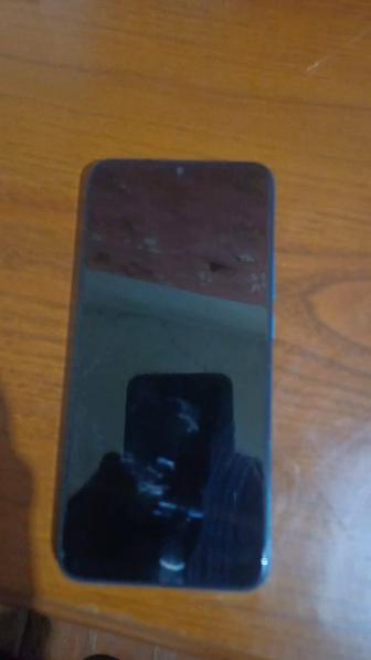 Продаю телефон