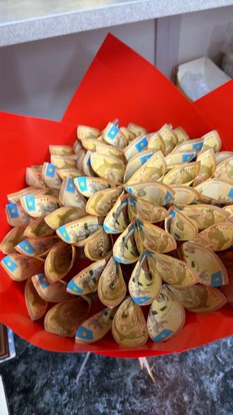 Букет из денег