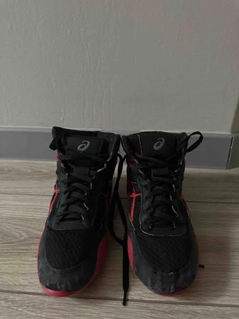 Продам борцовки 41 размер, в отличном состоянии