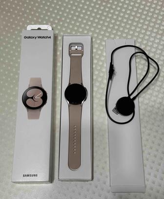 Часы Samsung Watch 4