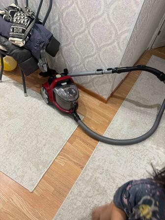 Продам мощный пылесос