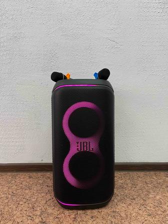 Колонка с микрофонами