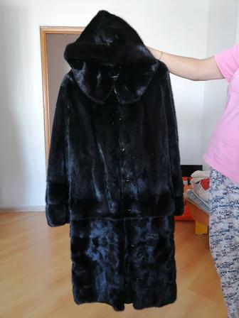 Продам норковую шубу