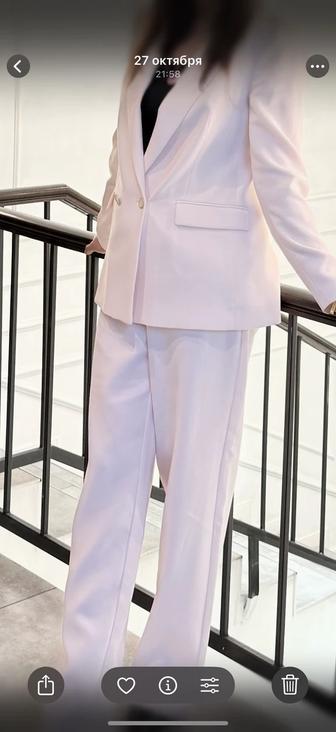 продам костюм от манго срочно