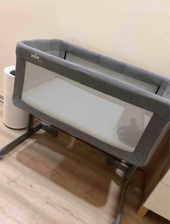 Продам кровать Joie roomie glide