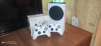 Xbox series s 2 джойстика