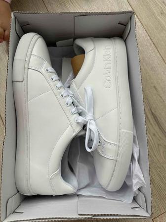 Продаю кеды Calvin Klein