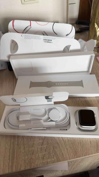 Apple Watch Series 9 45mm Starlight Al Star
SB M/L GPS