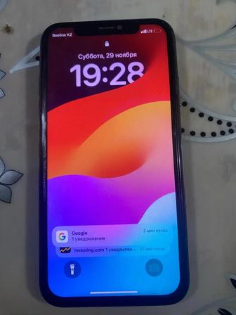 Продам айфон 11