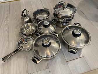 Набор кастрюль