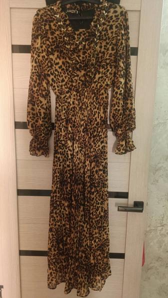 Женские платье