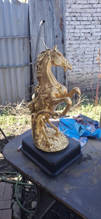 Продам статую