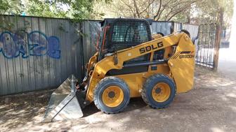 Мини погрузчик аренда ( Бобкэт с щеткой)