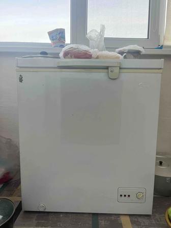 Продам морозильную камеру