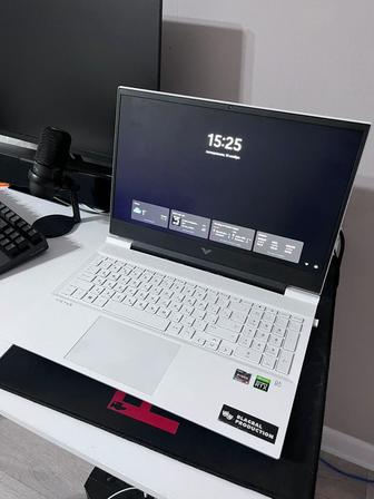 HP Victus 16 игровой ноутбук в отличном состоянии