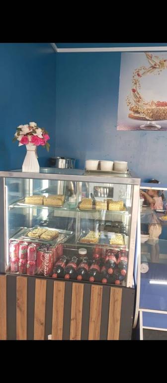 Витринный холодильник