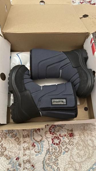 Продам сапоги детские Kuoma