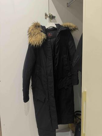 Продам зимнюю куртку