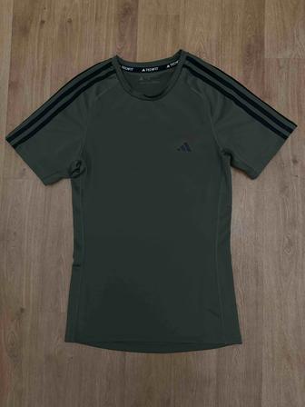Adidas Techfit Футболка Оригинал