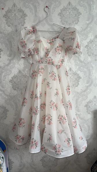 Платье бальное