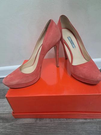 Продаю туфли женские Prada оригинал