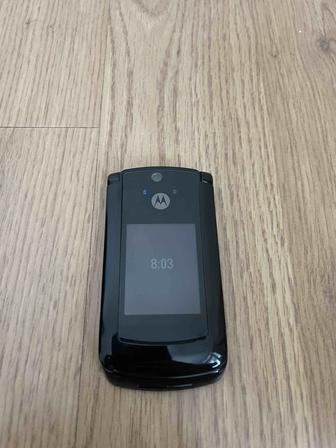 Motorola razr v8