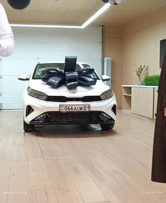 Водитель с личным авто.