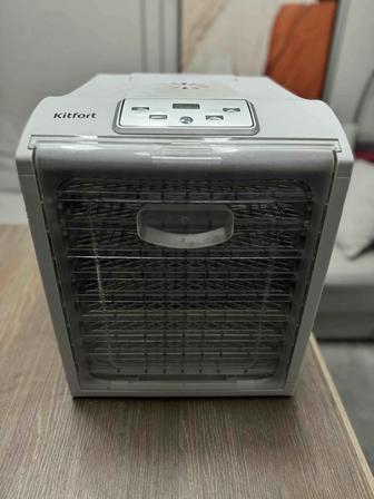 Дигедратор Kitfort
КТ-1909 белый.