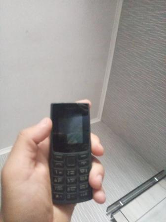 Продам телефон