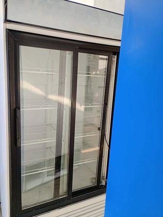 Витринные 2х двер холодильники