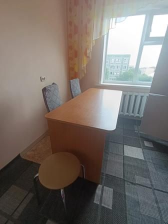 Продам письменный стол
