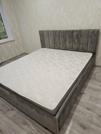 Двухспальная кровать