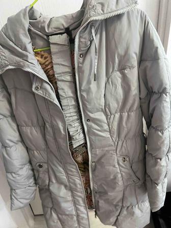 Продам женский пуховик!