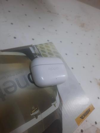 Наушник беспроводной