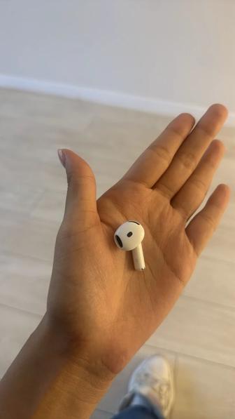 Наушники Airpods 4
