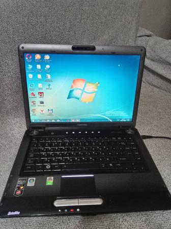 Ноутбук Toshiba Satellite, звук Harman/Kardon. Рабочий