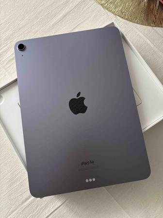 Продам Планшет Apple iPad Air 10.9 2022 256Gb Purple