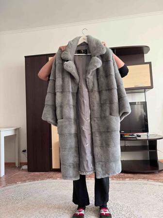 Продам шубу норковую