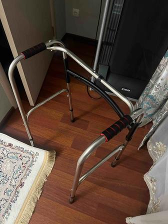 Продам ходунки