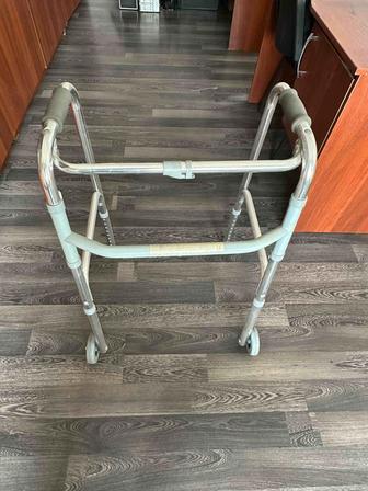 Ходунки для взрослых