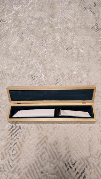 Нож, ручная работа