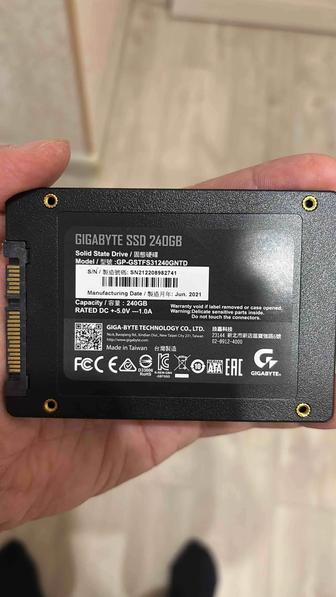 SSD накопитель 240 Gb Gigabyte (GP-GSTFS31240GNTD), 2.5, SATA III