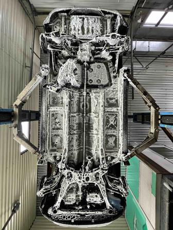 Мойка днища и двигателя