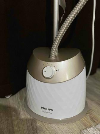 Продам отпариватель для одежды Philips