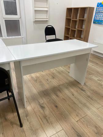 Продаю столы,почти новые.