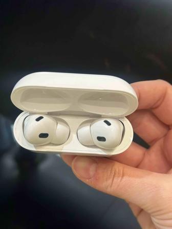 Продам AIRPODS оригинал