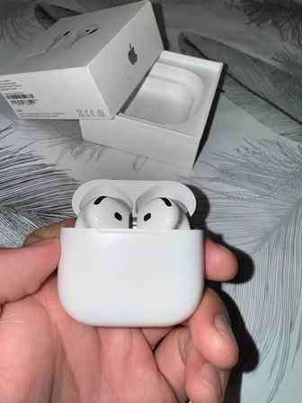 AirPods 4