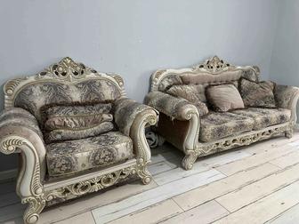 Продам гостиный кровать с диванами