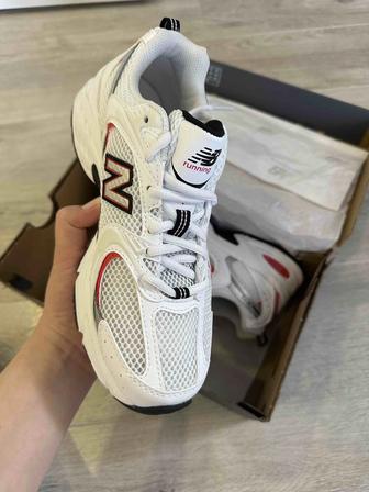 Продаю кроссовки New balance 530