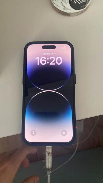 Продам Iphone 14 pro